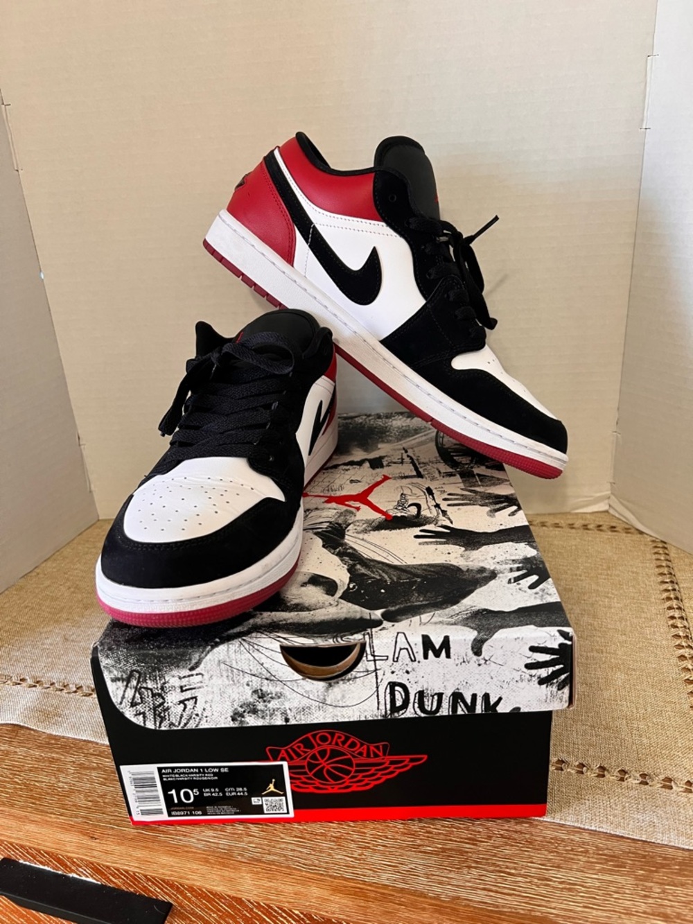 Nike Air Jordan 1 Low - White, Black, Red